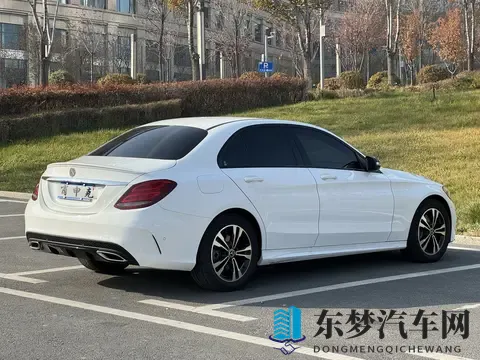 11万多拿下奔驰C级：2018款运动版，圆你奔驰梦！-1