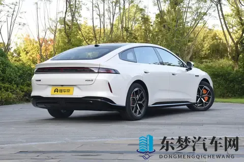 2025广州车展：一汽丰田全新RAV4荣放亮相-1