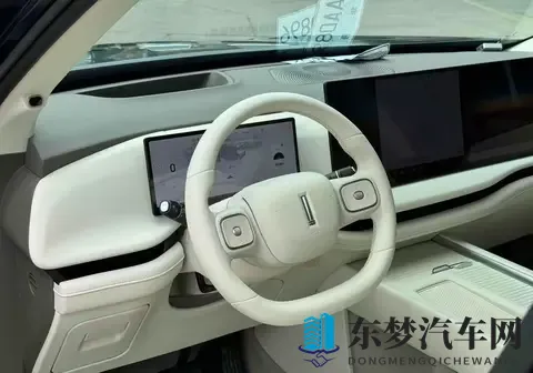 月均花费1226元！2025款魏牌蓝山用养成本揭秘，家庭用户必看-1