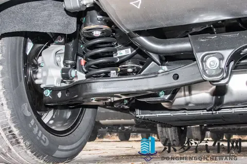 15万级硬派SUV，四驱+大空间，油耗仅63L，它颠覆你的认知