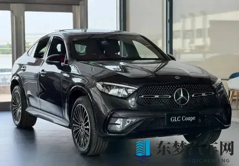 奔驰GLC腰斩定价,老车主炸锅,豪华车底裤被扒了-2