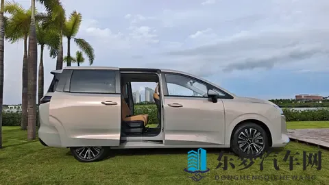768 万起，五菱星光 730 能否成为家用 MPV 新标杆？-1