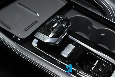 再放大招！吉利星瑞：10万级20T+8AT，这才是中国燃油车的底气​-3