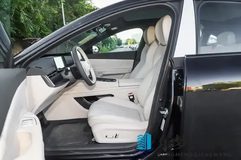 15 万级新能源轿车试驾体验:东风奕派 eπ007 + 的多面表现-3