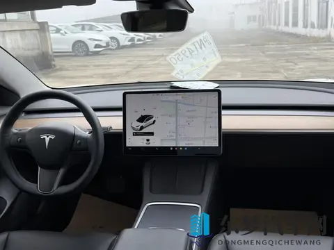 三年Model3，加速56秒，电车二手行情香不香？-3