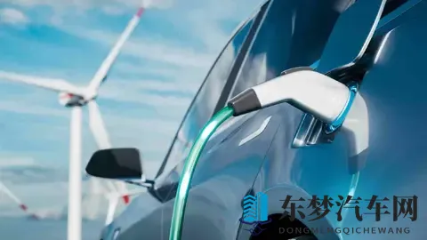 历史首次“没有定语”！10月新能源新车销量占比过半-1