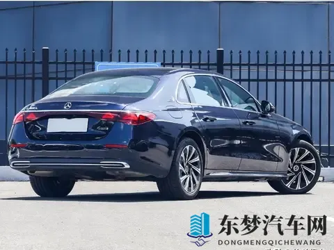 大降价果然有效！10月奔驰E级月销量12824台！同级表现出类拔萃-2