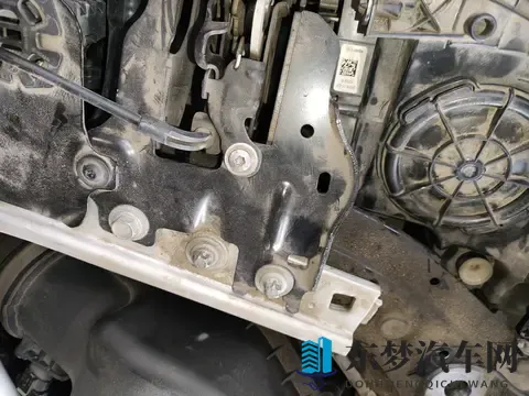 20万拿下宝马5系？2019款530Li，一手车况香不香？-2