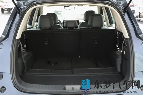 到店体验第三代蓝电E5 PLUS，230km 越级续航真香-1