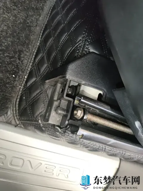 20款路虎揽胜：30T+8AT，8万公里一手车，豪华依旧！