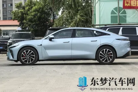 11月买车福利来了！看完2025款星纪元ES，发现是真的香-1