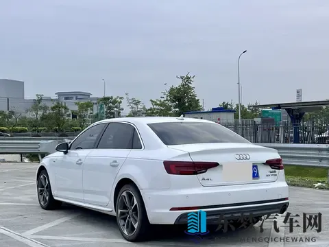 深夜18禁：汽车夜幕升级，科技守护安全出行-3