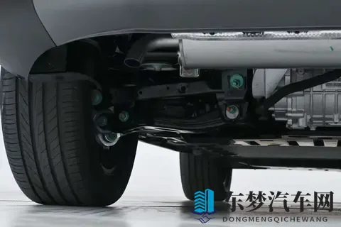方程豹钛7 Ultra深度体验：20万级家用SUV，买得“钛”对了！-2
