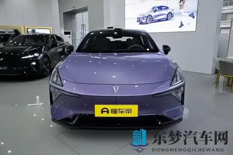 全系激光雷达+后驱底盘，14万价位的轿跑正在改变规则？-1