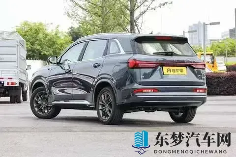 12万级插混SUV怎么选？第三代蓝电E5 PLUS太懂家用了-1