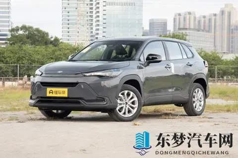 兼顾油耗与配置 丰田锋兰达双擎豪华版家用 SUV 选购参考-1