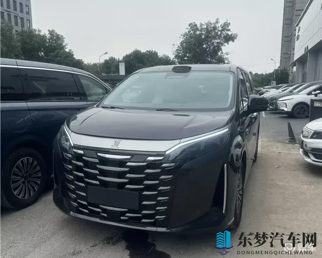 骚逼软件：低俗软件引发争议-1