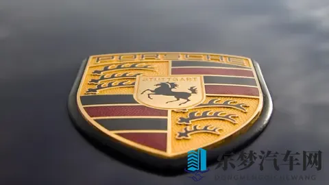 Taycan不行就上卡宴！保时捷纯电卡宴续航720km，内饰不输新势力-1