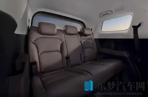 价格与配置能否均衡？五菱星光730即将上市！-1