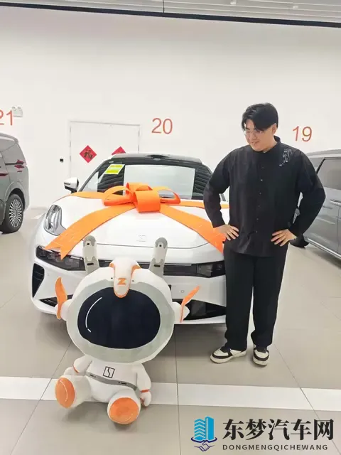 等了四年的车终于到手，同事的焕新极氪001终梦圆-2