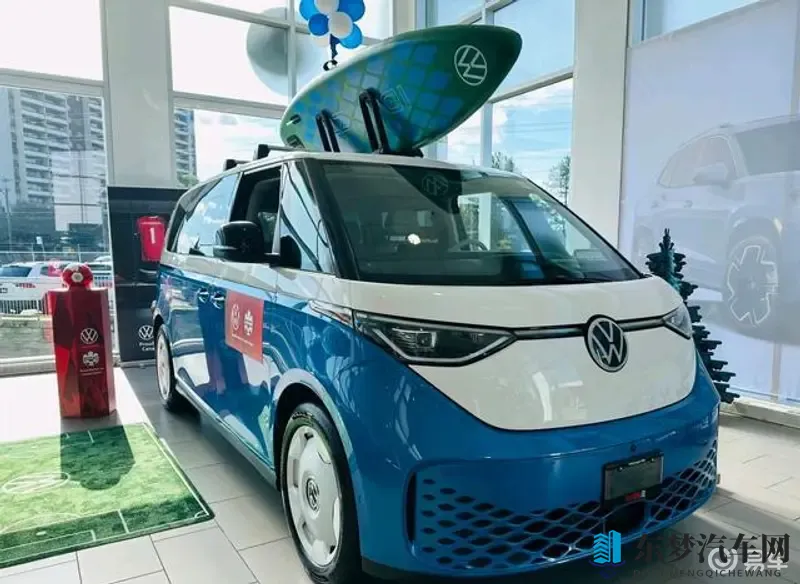 大众推出酷炫电动MPV,个性十足,满载未来科技-1