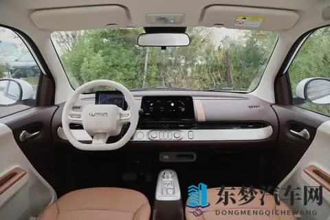 三款版本，最高续航301公里，长安Lumin怎么选？配置有何不同？-1