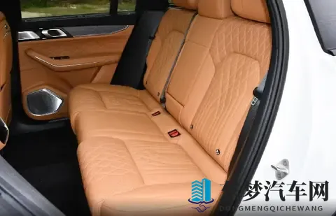 不到20万买豪华SUV，2026款领克09四驱探索版真香！-1