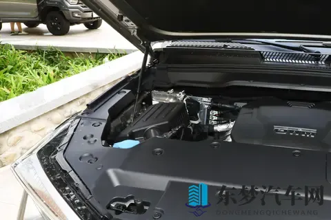 新款坦克400上市，硬派SUV市场的多元选择-1