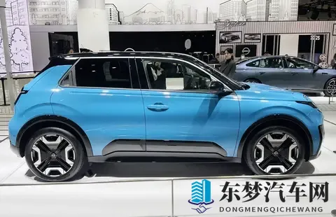 慧琳 怎么又坐小杰身上：慧琳为何总爱挤在小杰怀中-1