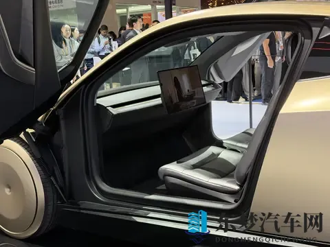 成品人和精品人的区别哪个好：汽车选购攻略：亲民与高端，如何选对爱车？-2