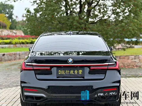 47万拿下当年百万级座驾——2019款宝马740Li-3