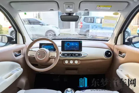 4 万级代步神车!宏光 MINIEV 2025 款全系配置解析与购车建议-2