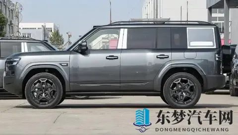 45秒破百+190km纯电续航，方程豹钛7成全能家用SUV优选-2