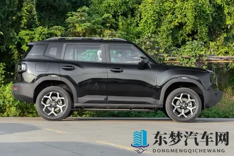 捷途山海T1 2025款 15TD DHT 147KM 四驱探索版综合体验-3