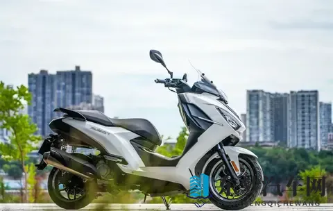狮吼入街！标致摩托PULSION 211重新定义中型欧系踏板-3