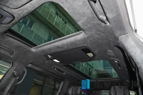 三代同堂的家庭，极氪009更适合？车主亲身试驾，给你答案-1