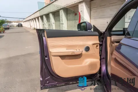 邂逅均衡之选:2025款星纪元ET增程四驱版深度体验-3