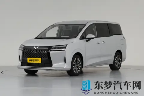 五菱星光730 PHEV：8万级7座家用车的务实之选