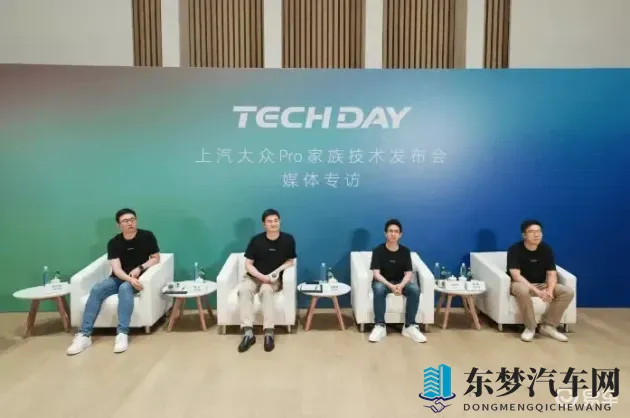 黄色软件app下载3.0.3免费OPPO版大全装扮2023：汽车科技革新，智能生活新体验-2