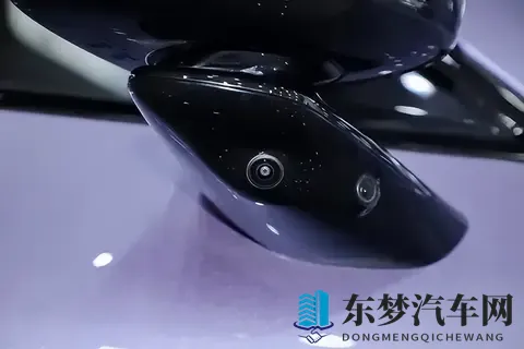 全系激光雷达+后驱底盘，14万价位的轿跑正在改变规则？-2