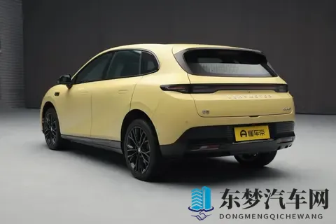 面向年轻人,带后驱+智舱,零跑Lafa5能否成为纯电轿跑搅局者?-3