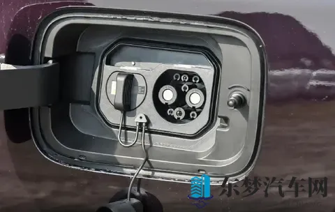 星光730纯电版开启预售，续航500km+大七座设计，真香！-1