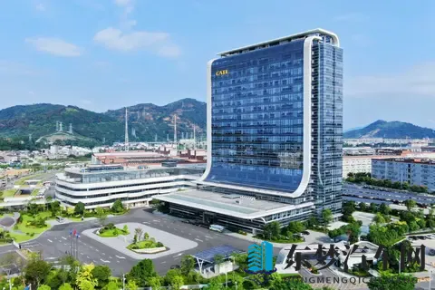 卖车容易抢电池难!宁德时代遭车企“堵门”-2