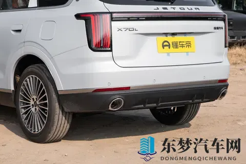 1249万拿下20T 七座 SUV，空间、安全、动力全在线，家用闭眼冲？-3