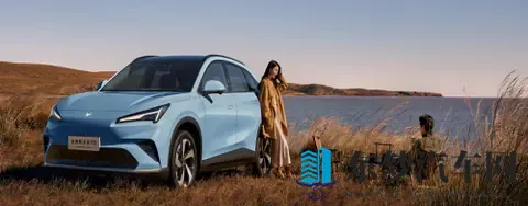 纯电创作伙伴，能装能跑守护光影瞬间