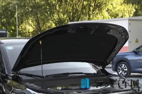 家用SUV可以选它！1268万起，增程技术加持，AIONi60预售-2