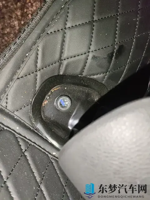 省油又运动，准新本田思域e:HEV，代步好选择-3