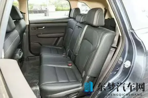 12万级插混SUV怎么选？第三代蓝电E5 PLUS太懂家用了-3