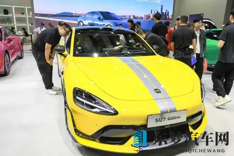 小米SU7街头起火，新能源汽车安全引深思