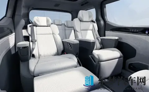 2024款极氪ZEEKR 009，现在购车可以享受哪些优惠？-3